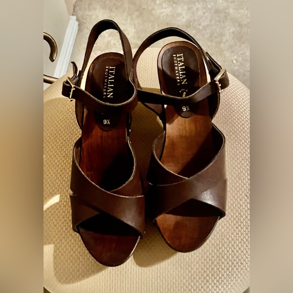 Italian shoemakers, Brown Sandals size 91/2. Never worn - Picture 1 of 2